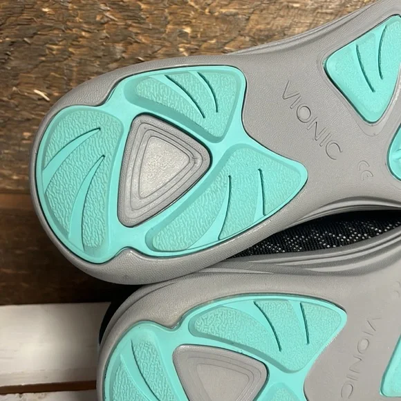 Vionic Hydra 331 Sneakers Womens 7.5 Black Aqua Blue Advanced Motion Shoes EUC - Picture 8 of 9